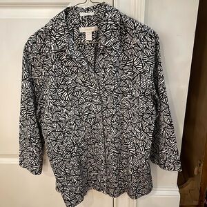Chico’s Ladies 3/4 sleeve blouse of 100% cotton. Like new. Chico size 2.5, L